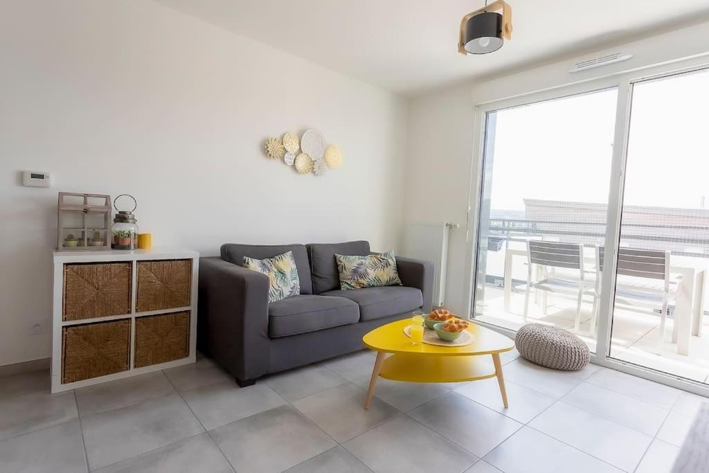 Le Nid Des Romains - T2 Neuf - Balcon - Vue Apartment